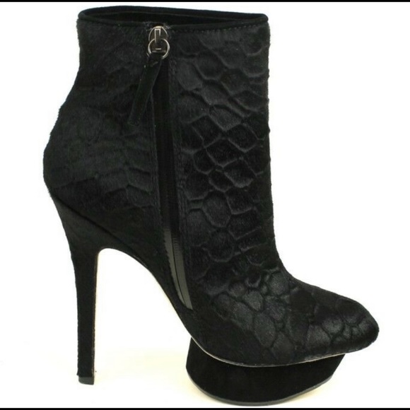 L.A.M.B Gwen Stefani Black fur High heel Boots - Picture 2 of 15